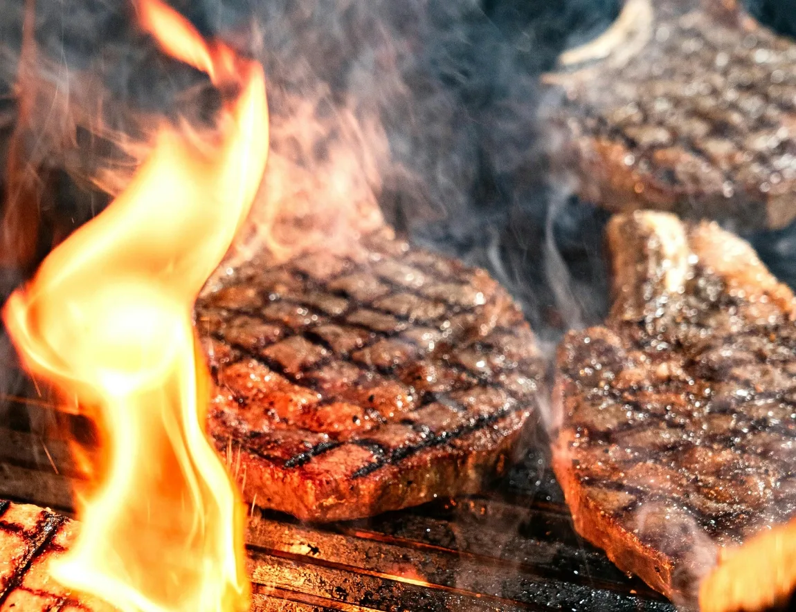 bbq on the Πώς να ψήσετε σωστά χωρίς να χαλάσετε καλό κρέας page